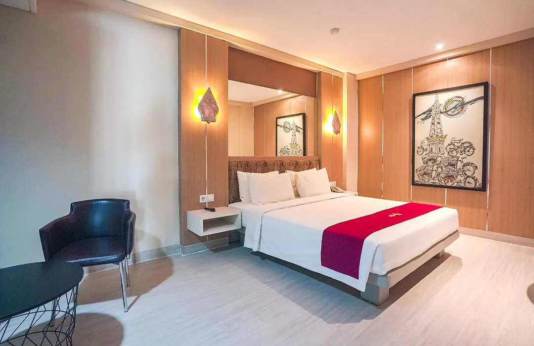 Pyrenees Malioboro Hotel-1