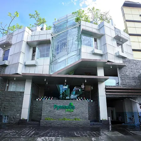 Pyrenees Malioboro Hotel-2